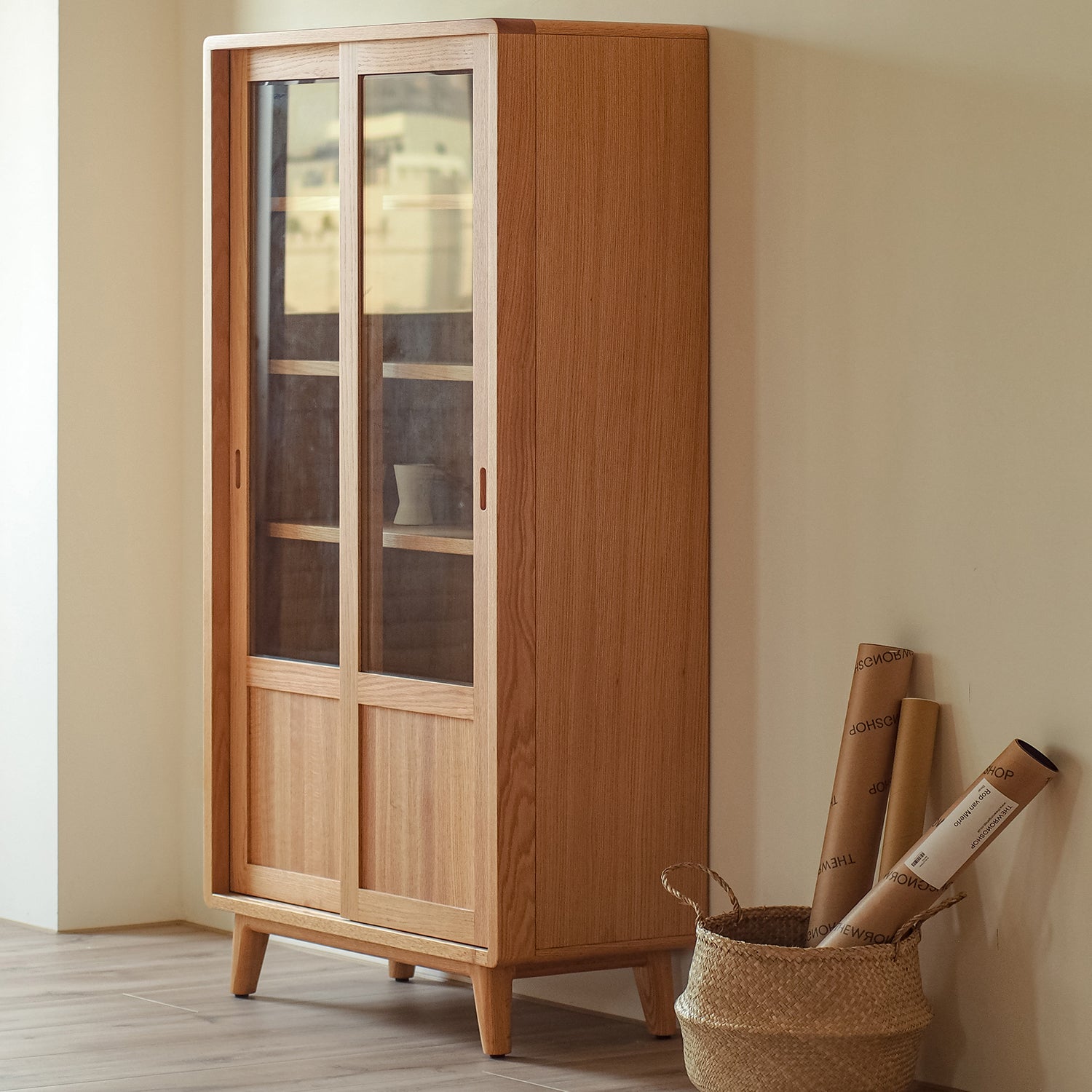 森手木工┃微風滑門玻璃高櫃