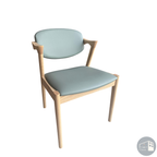 訂製家具｜莫蘭迪藍原木色日系餐桌椅｜自然木感 × 溫潤弧形扶手