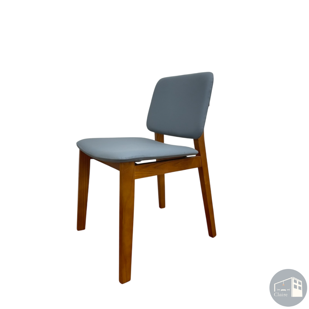 訂製家具｜彩虹椅（灰天藍）｜圓潤椅背 × 輕巧比例的日常餐椅