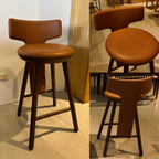 訂製家具｜焦糖皮革吧台椅 | 弧型椅背・圓形坐墊